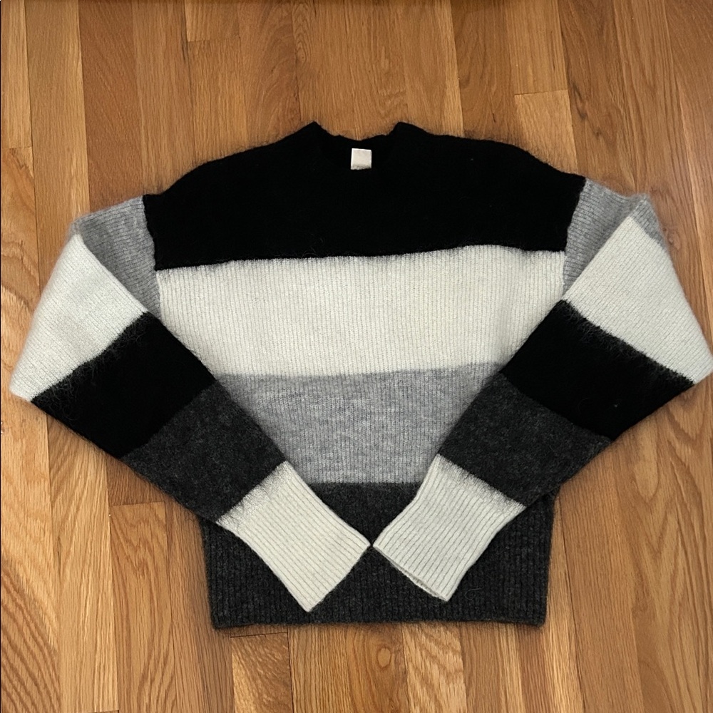 HM Mohair-Wool blend striped sweater - LIKE NEW